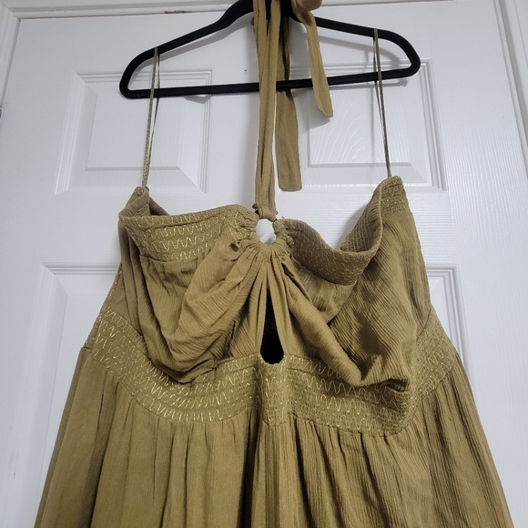 River Island and NWT Bandeu Halterneck Beach Jumpsuit. - Picture 4 of 16